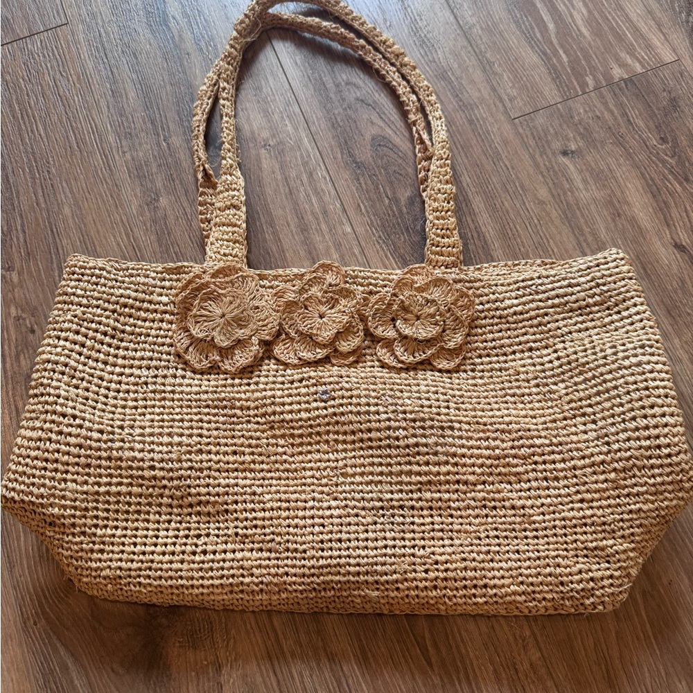 Flora Bella Raffia Floral Tote bag